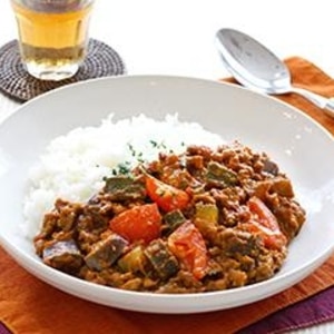 10分で簡単!夏野菜のキーマカレー